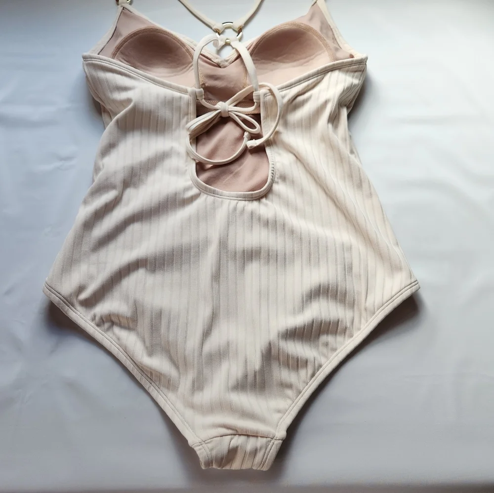 Kona Sol elegant cream